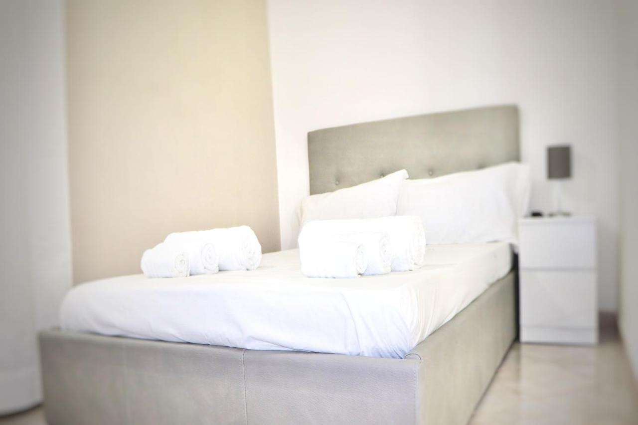 House Relax Apartment Centro Di Napoli Exterior photo