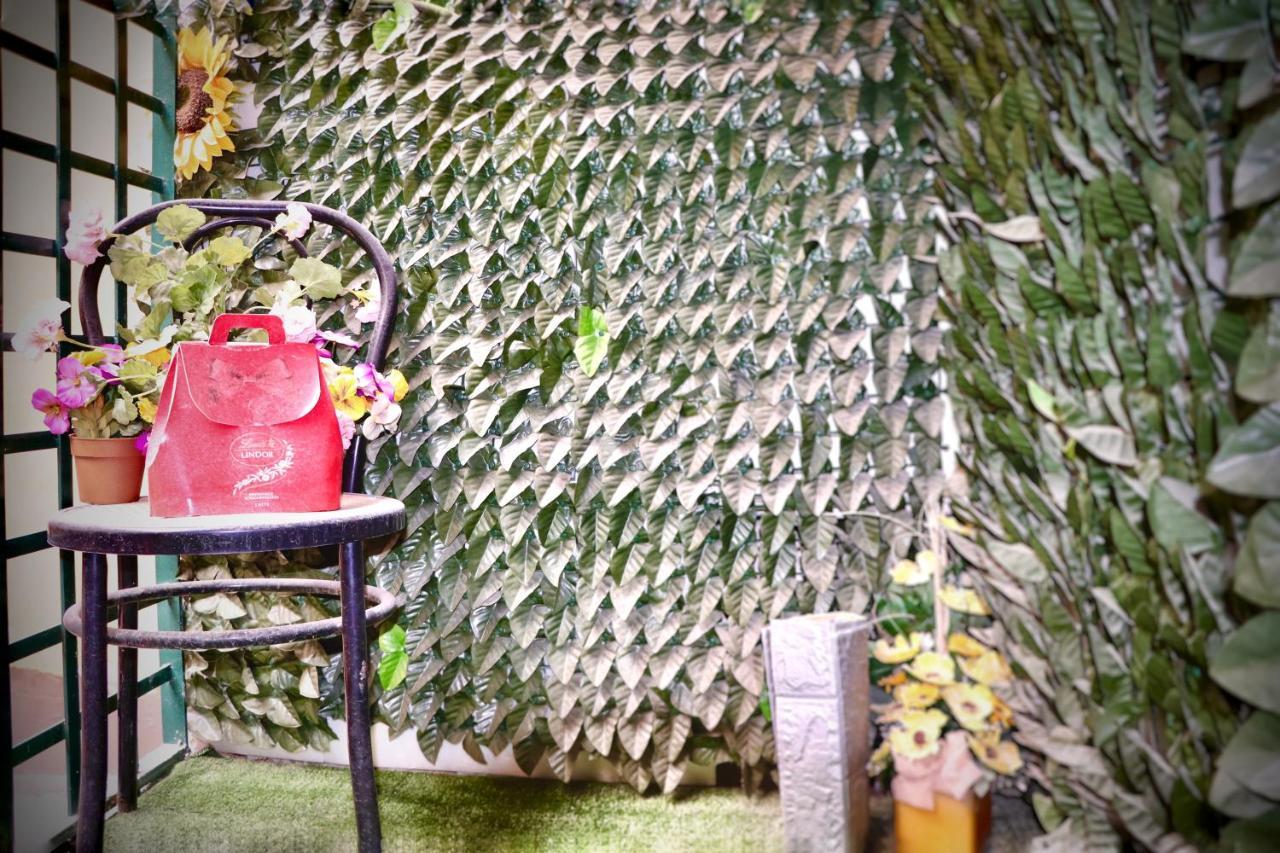 House Relax Apartment Centro Di Napoli Exterior photo